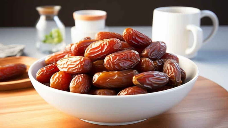 تصویر 2 از خرما ربی درجه یک با بافت گوشتی و طعم طبیعی